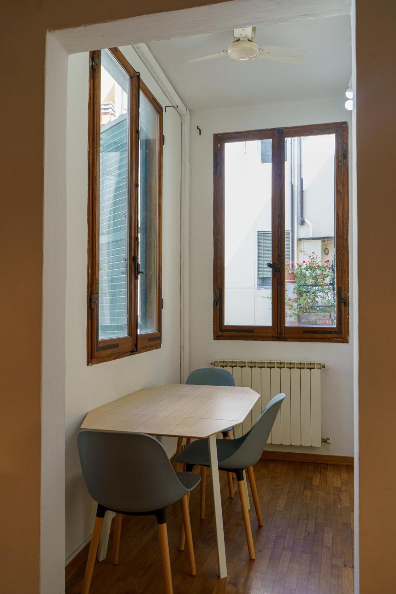Central 1 Bedroom Apartment In The City Center Florencja Zewnętrze zdjęcie
